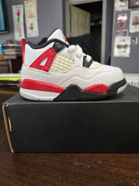 Jordan Kids White and Red Retro Sneaker 7c